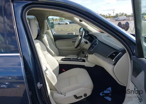 2023 Volvo Xc90 B6 Plus 6-Seater from USA, damaged, VIN YV40621NXP1921292